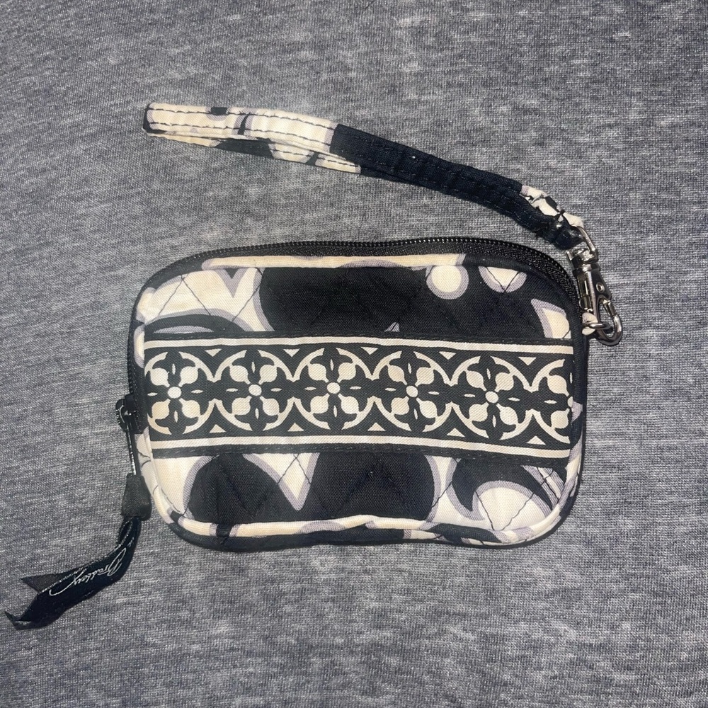 vera bradley wristlet